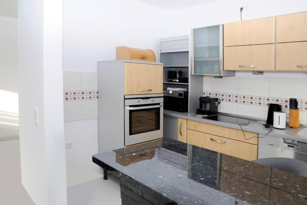 Traumhafte Kurstadt Apartment Moderne 2Zkb Balkon-Parkplatz 7-24 Check-In บัดเนาไฮม์ ภายนอก รูปภาพ